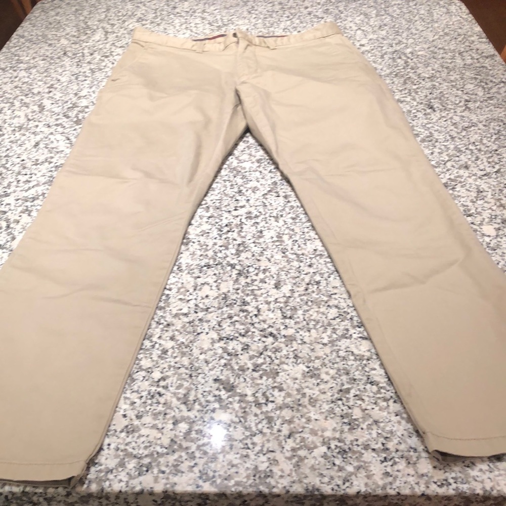 English Laundry Khaki pants 30/30